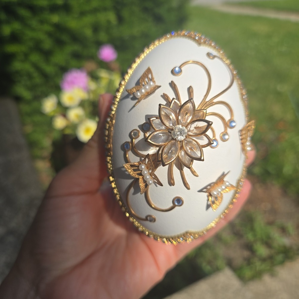 Decorated Egg Trinket Box Satin Line By Eggspressions Easter Decor. Flaw!